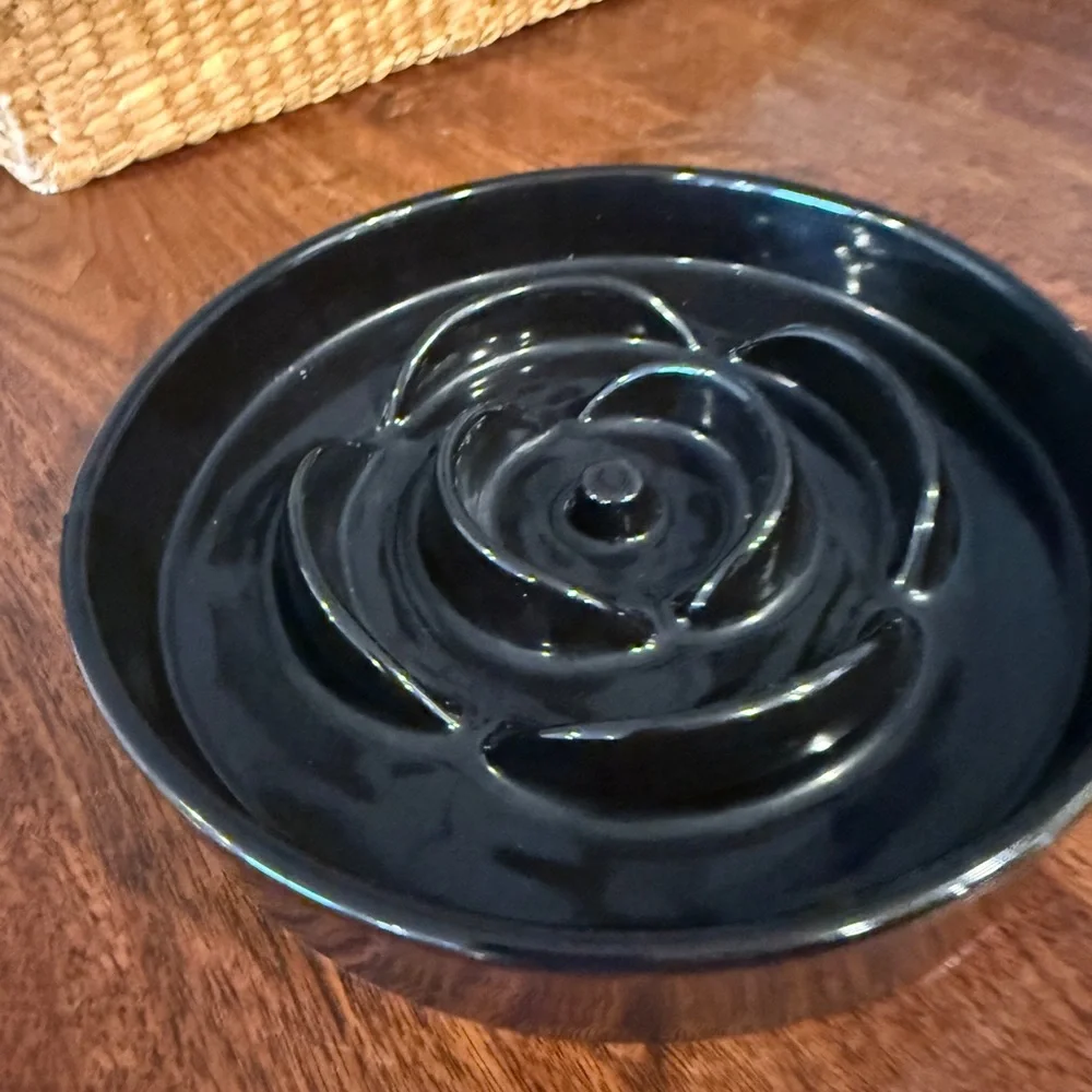 Black Slow Feeder Dog Bowl